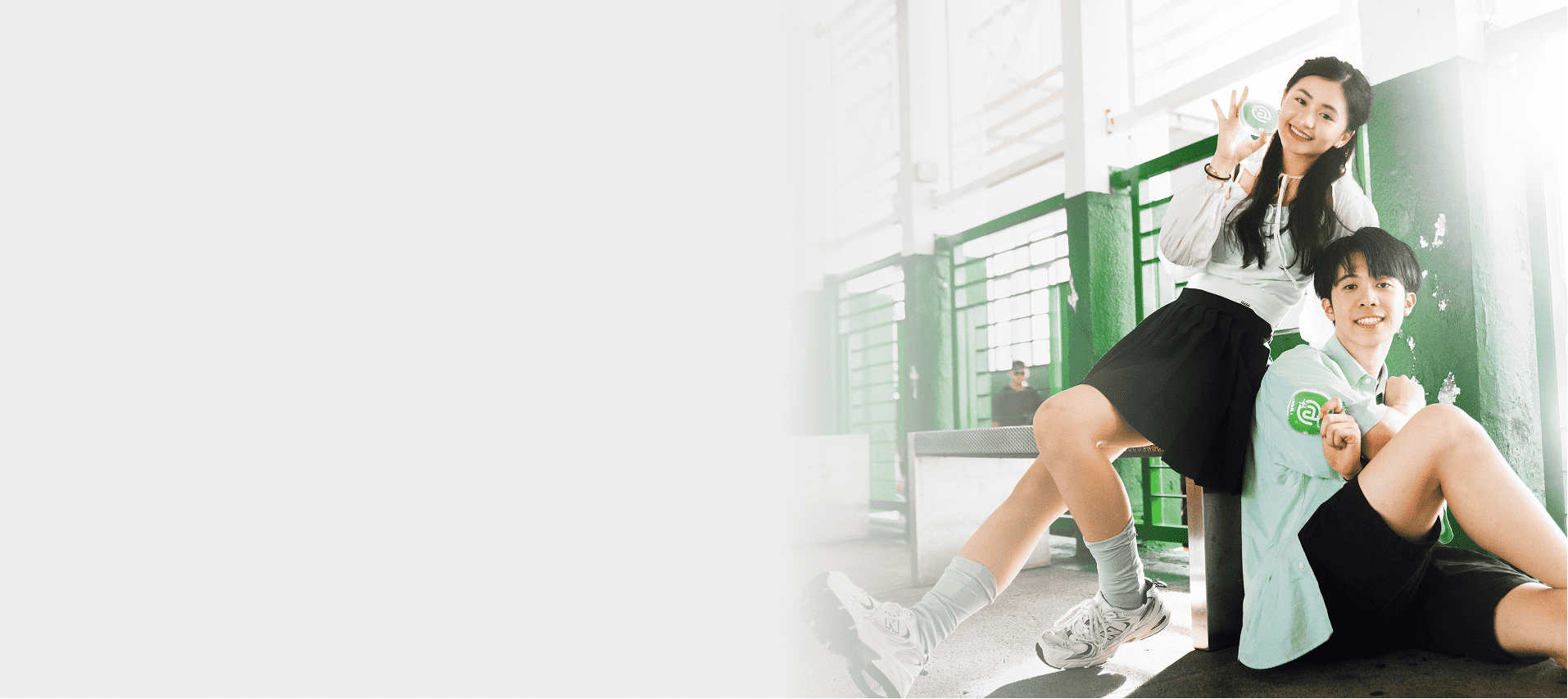 Beame 透明牙箍方便外出攜帶，可以隨時穿脫，適合在用餐前後脫下，令箍牙日常便舒適。